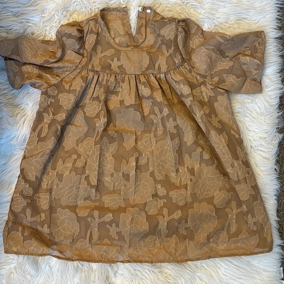 Vintage floral beige top. Brand new. - Picture 1 of 1